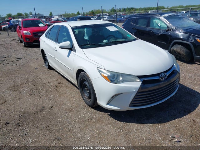 Toyota CAMRY LE 2015 4T4BF1FK2FR492233 zdjęcie główne