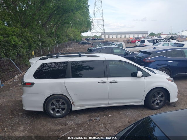 Toyota Sienna Se 8 Passenger 2015 5TDXK3DC9FS536627 Image 13