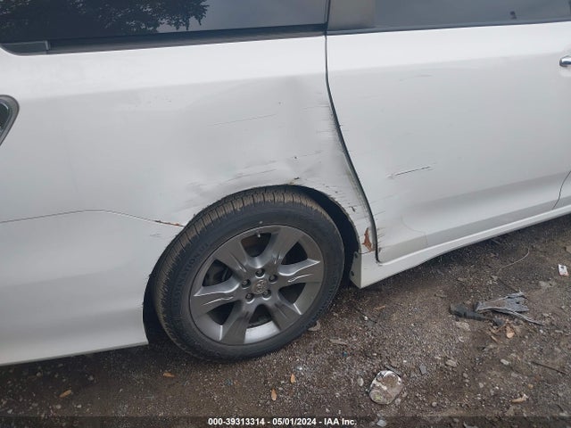 Toyota Sienna Se 8 Passenger 2015 5TDXK3DC9FS536627 Image 6