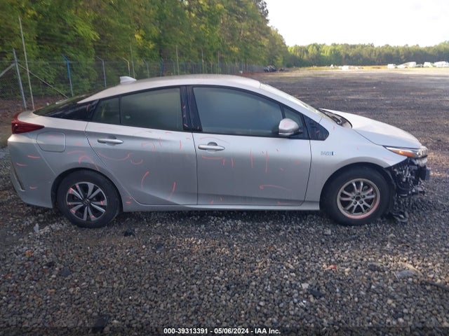 Toyota Prius Prime Advanced 2017 JTDKARFP3H3006237 Image 14