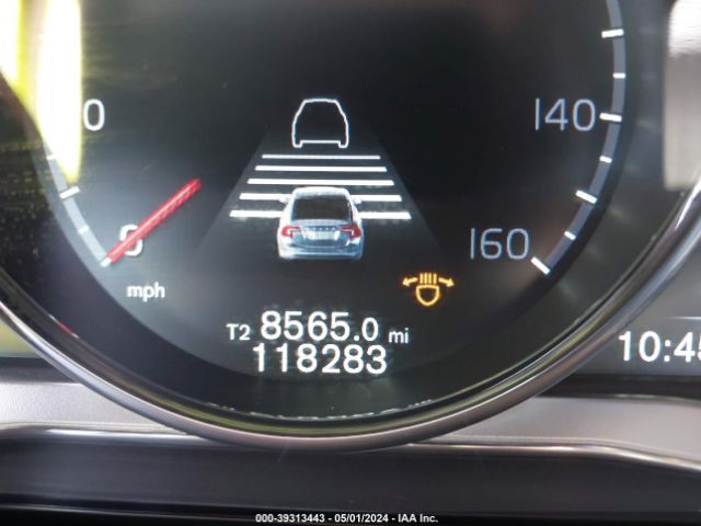 LYV402FM1GB090182 Volvo S60 Inscription T5 Drive-e Platinum