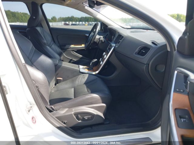 LYV402FM1GB090182 Volvo S60 Inscription T5 Drive-e Platinum