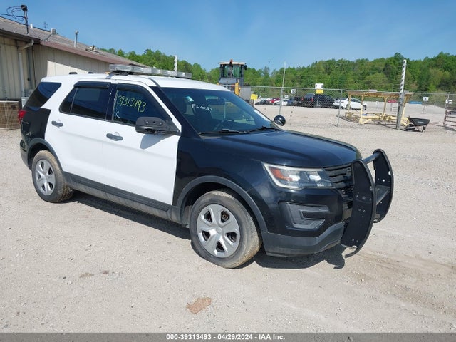 Ford Utility Police Interceptor 2016 1FM5K8AR2GGA72374 Image 1