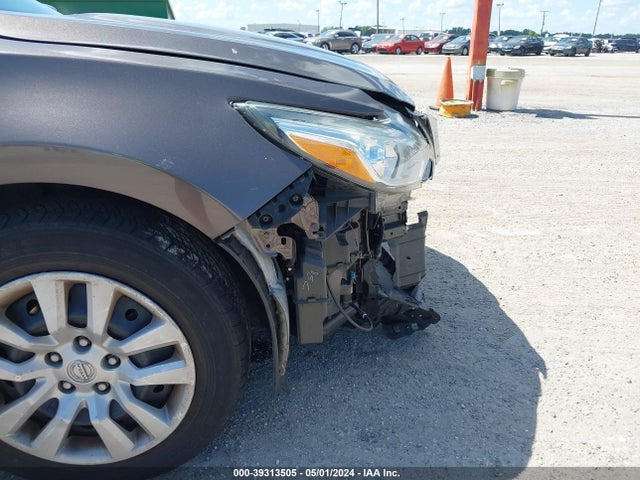 Nissan Altima 2.5 S 2017 1N4AL3APXHN324926 Image 13