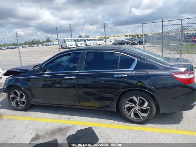 Honda ACCORD LX 2017 1HGCR2F33HA287180 Image 15