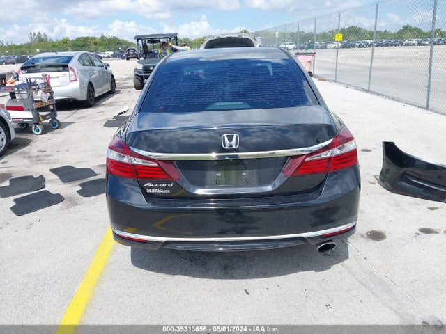 Honda ACCORD LX 2017 1HGCR2F33HA287180 Image 17