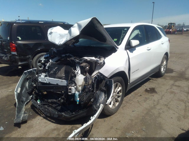 Chevrolet EQUINOX LT 2018 2GNAXSEV7J6226147 Image 2