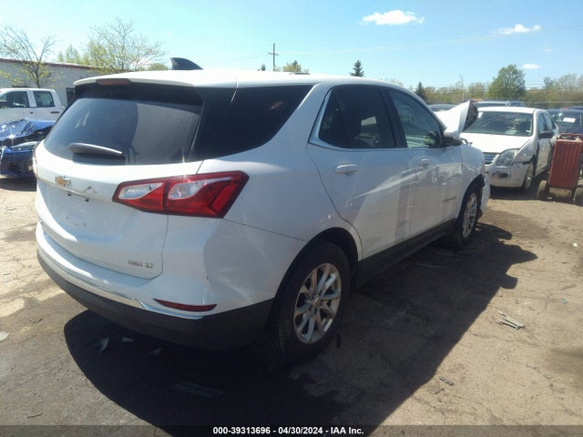 Chevrolet EQUINOX LT 2018 2GNAXSEV7J6226147 Image 4