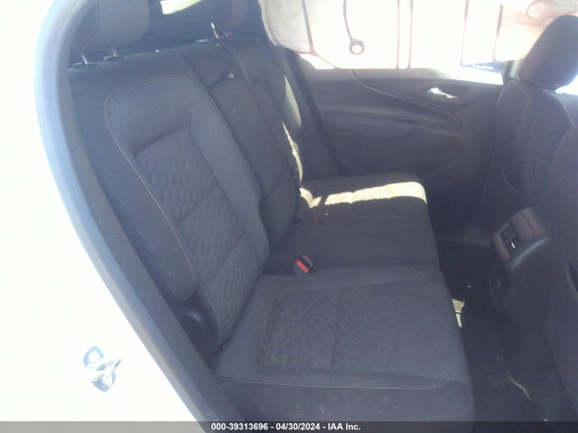 Chevrolet EQUINOX LT 2018 2GNAXSEV7J6226147 Image 8