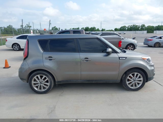 KIA SOUL + 2019 KNDJP3A50K7023350 Image 12