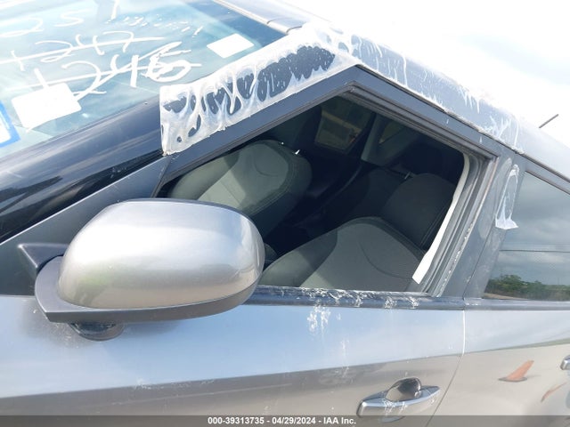 KIA SOUL + 2019 KNDJP3A50K7023350 Image 6