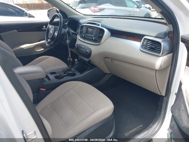 KIA Sorento 2016 5XYPGDA34GG064959 Image 19