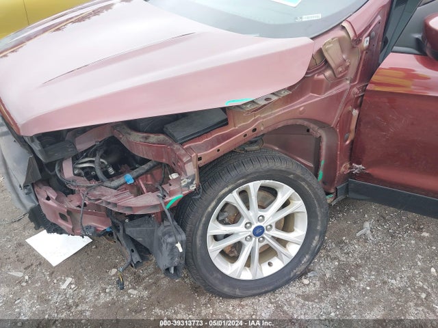 Ford ESCAPE SE 2018 1FMCU9GDXJUA26285 Image 6