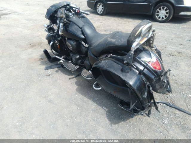 2011 KAWASAKI VN1700 JKBVNRJ16BA001966 Photo 2