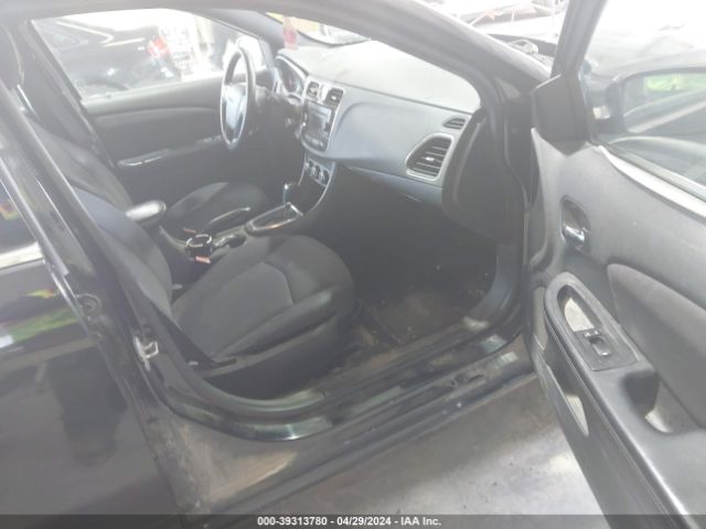 1C3CCBABXEN127448 Chrysler 200 LX