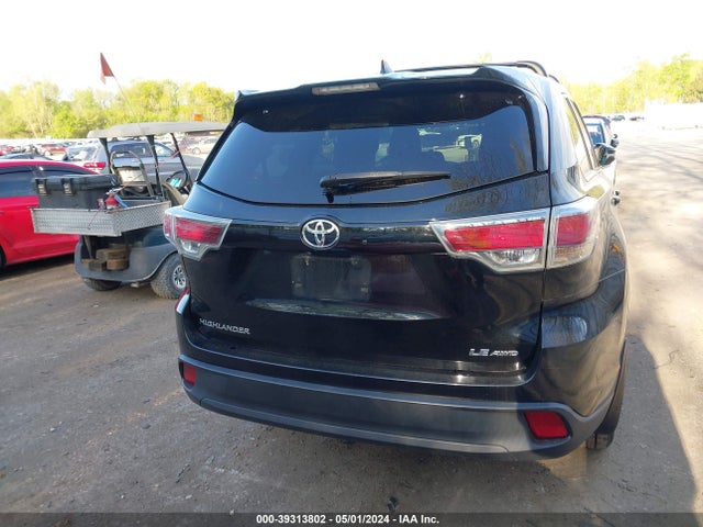 Toyota Highlander Le Plus V6 2015 5TDBKRFH2FS117346 Image 16