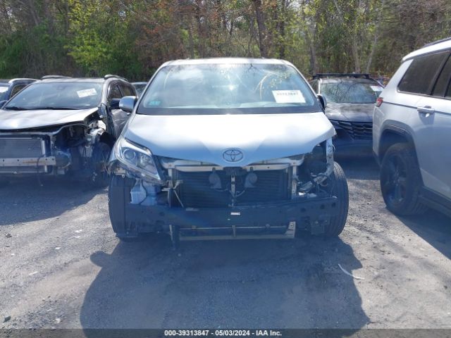 5TDDK3DC9FS115431 Toyota Sienna Limited Premium 7 Passenger