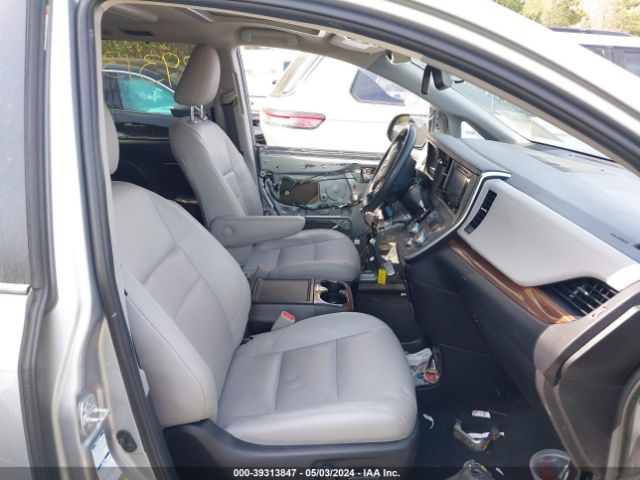 5TDDK3DC9FS115431 Toyota Sienna Limited Premium 7 Passenger