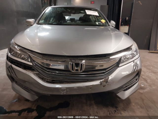 1HGCR3F94HA023993 Honda Accord Touring V6