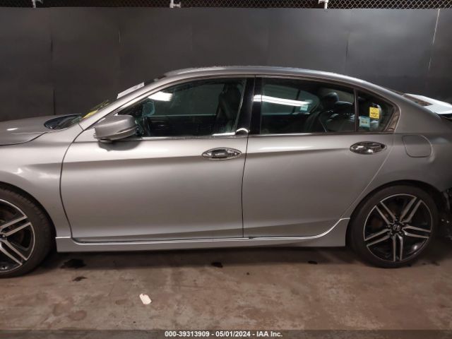 1HGCR3F94HA023993 Honda Accord Touring V6