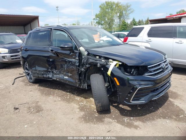 Auction sale of the 2022 Volkswagen Tiguan 2.0t Sel R-line, vin: 3VV4B7AX5NM103940, lot number: 39313926