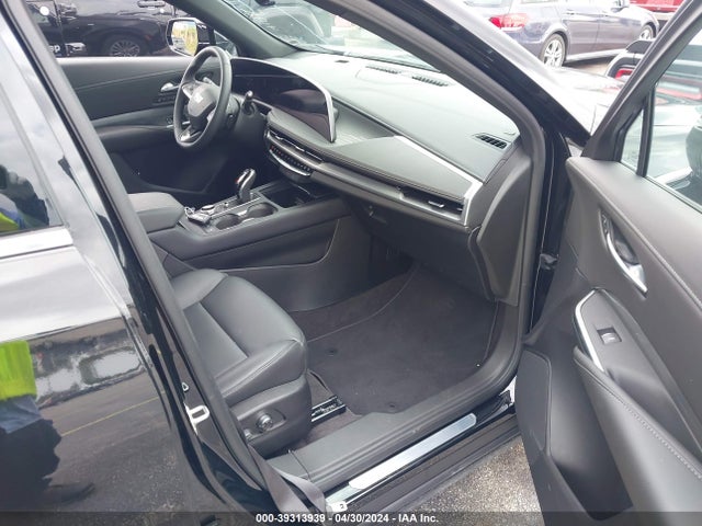 1GYFZCR43RF151703 Cadillac Xt4 Fwd Premium Luxury