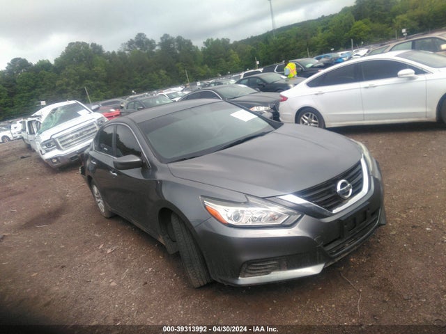 2018 1N4AL3AP2JC225101 main image