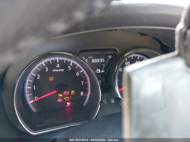 3N1CN7AP9HL806391 Nissan Versa 1.6 Sl