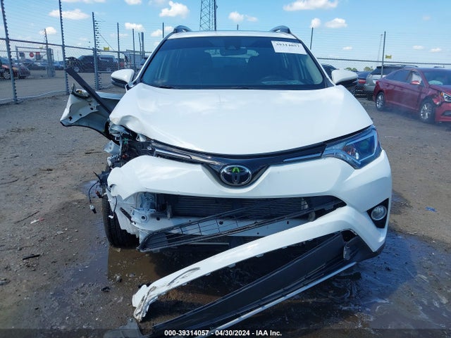 Toyota Rav4 Xle 2017 JTMWFREV8HJ129059 Image 12