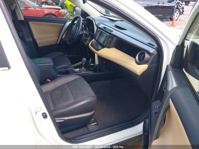 Toyota Rav4 Xle 2017 JTMWFREV8HJ129059 Image 5