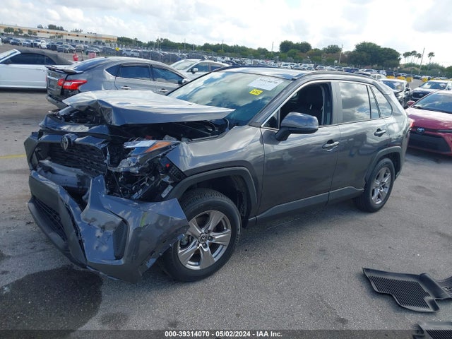 Toyota Rav4 Xle 2022 2T3W1RFVXNC189369 Image 2
