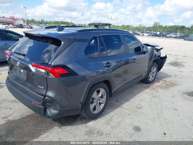 Toyota Rav4 Xle 2022 2T3W1RFVXNC189369 Image 4