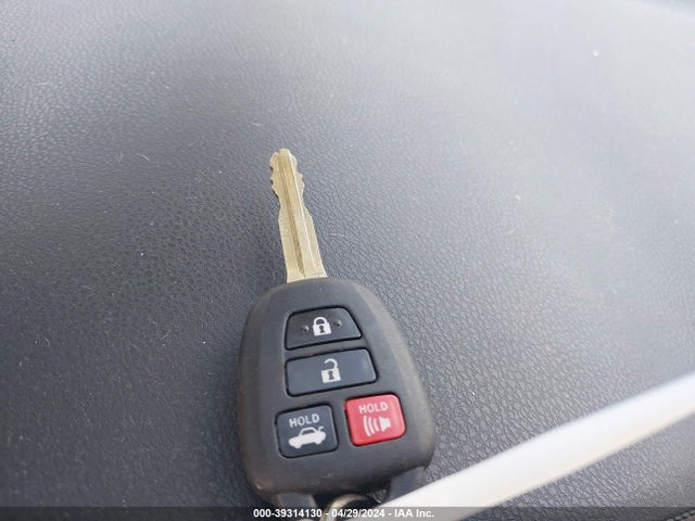 Toyota COROLLA SE 2017 2T1BURHEXHC823750 Image 11