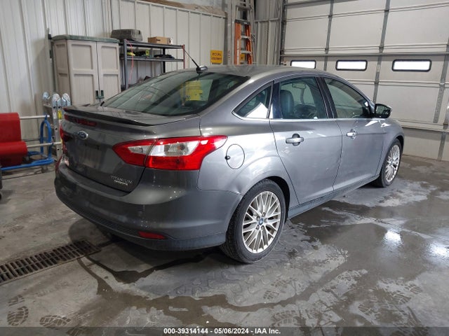 Ford Focus Titanium 2014 1FADP3J2XEL298678 Image 4