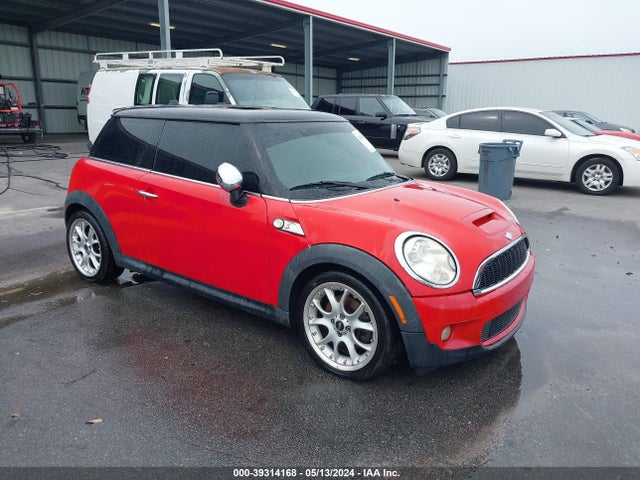 2010 MINI COOPER S WMWMF7C58ATX44183 Photo 0