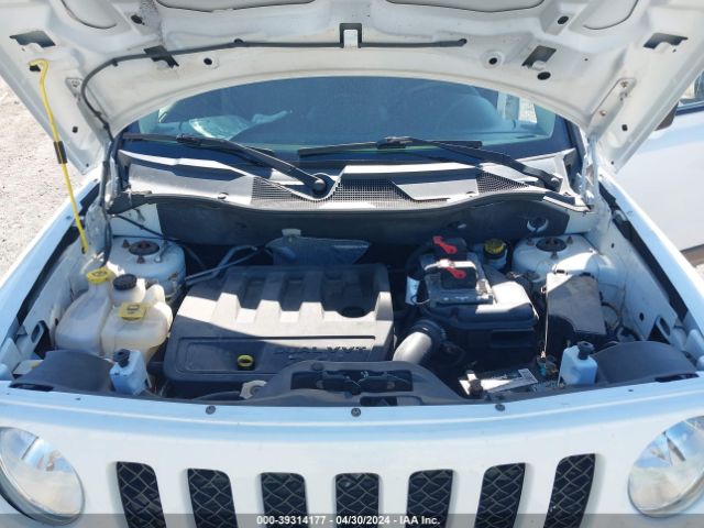 1C4NJRBB9GD670638 Jeep Patriot Sport