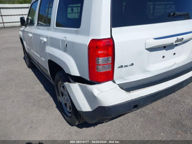 1C4NJRBB9GD670638 Jeep Patriot Sport