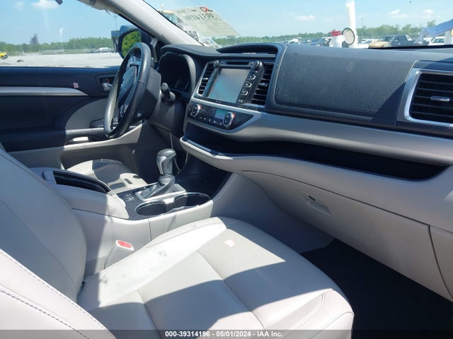 Toyota Highlander Xle V6 2015 5TDKKRFHXFS111682 Image 5