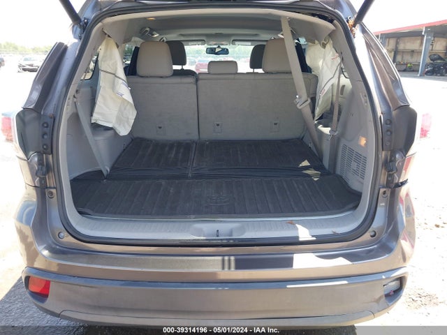 Toyota Highlander Xle V6 2015 5TDKKRFHXFS111682 Image 8