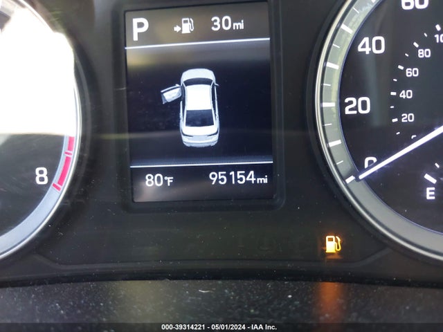 Hyundai SONATA SE 2018 5NPE24AF3JH619917 Image 15