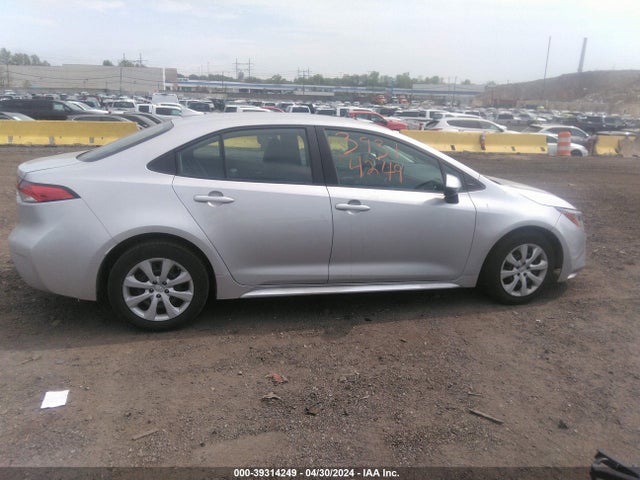 Toyota COROLLA LE 2021 5YFEPMAE7MP180317 Image 14