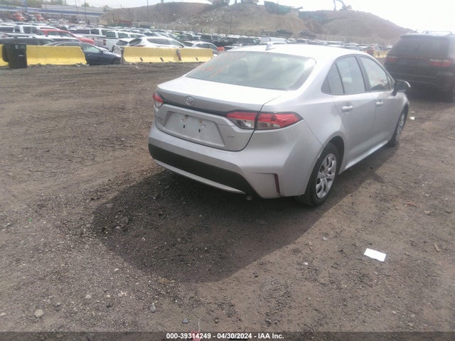 Toyota COROLLA LE 2021 5YFEPMAE7MP180317 Image 4