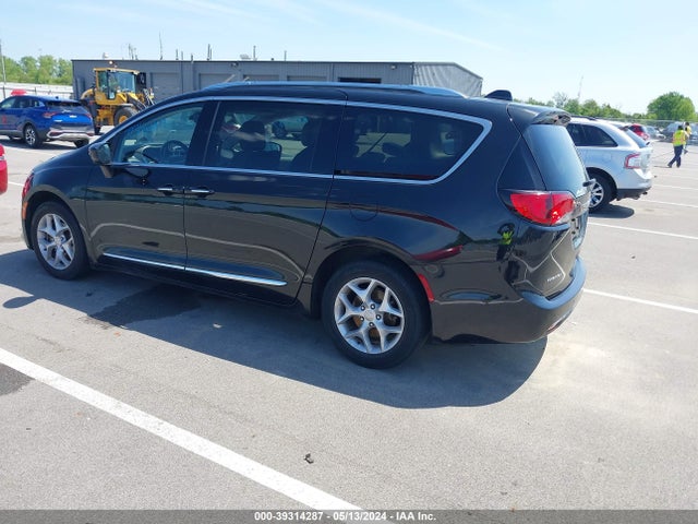 2C4RC1EG4HR518429 Chrysler Pacifica Touring-l Plus