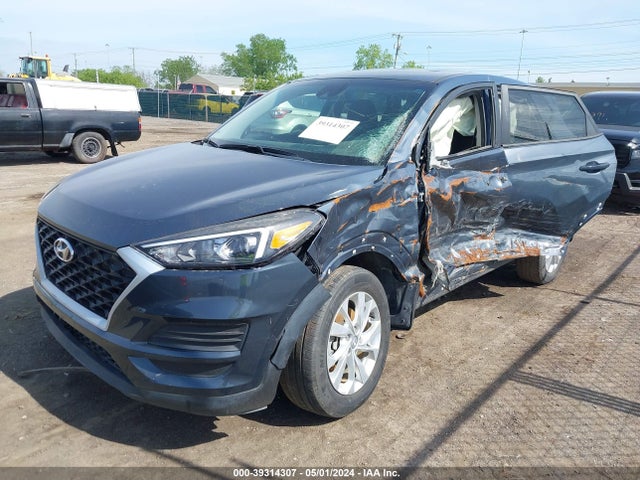 Hyundai TUCSON SE 2019 KM8J2CA46KU980598 Image 2