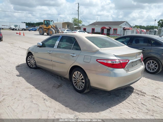 Toyota CAMRY LE 2015 4T4BF1FK2FR481653 Image 3