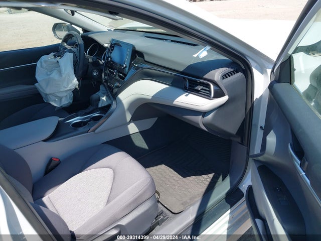 Toyota CAMRY LE 2023 4T1C11AK1PU186520 Image 5