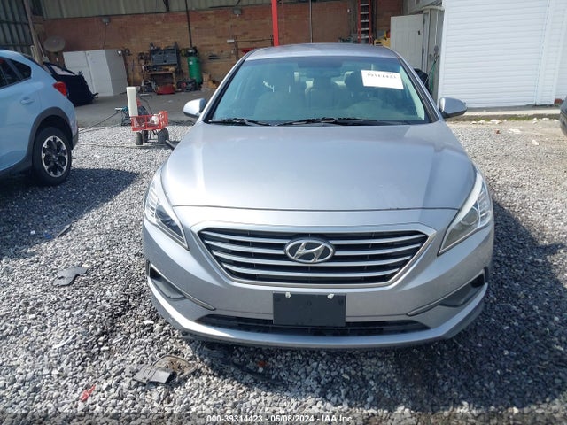 Hyundai SONATA SE 2016 5NPE24AF6GH310600 Image 12