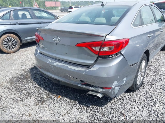 Hyundai SONATA SE 2016 5NPE24AF6GH310600 Image 6