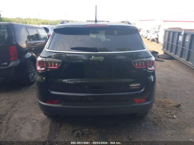 3C4NJCBB4JT356216 Jeep Compass Latitude Fwd