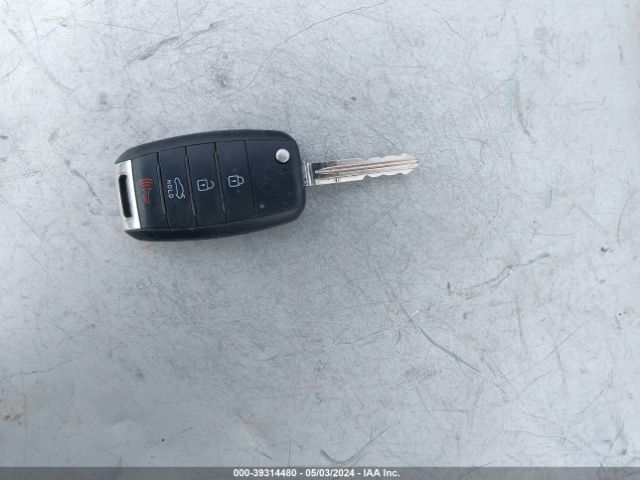 KNAFK4A67G5522536 KIA FORTE LX
